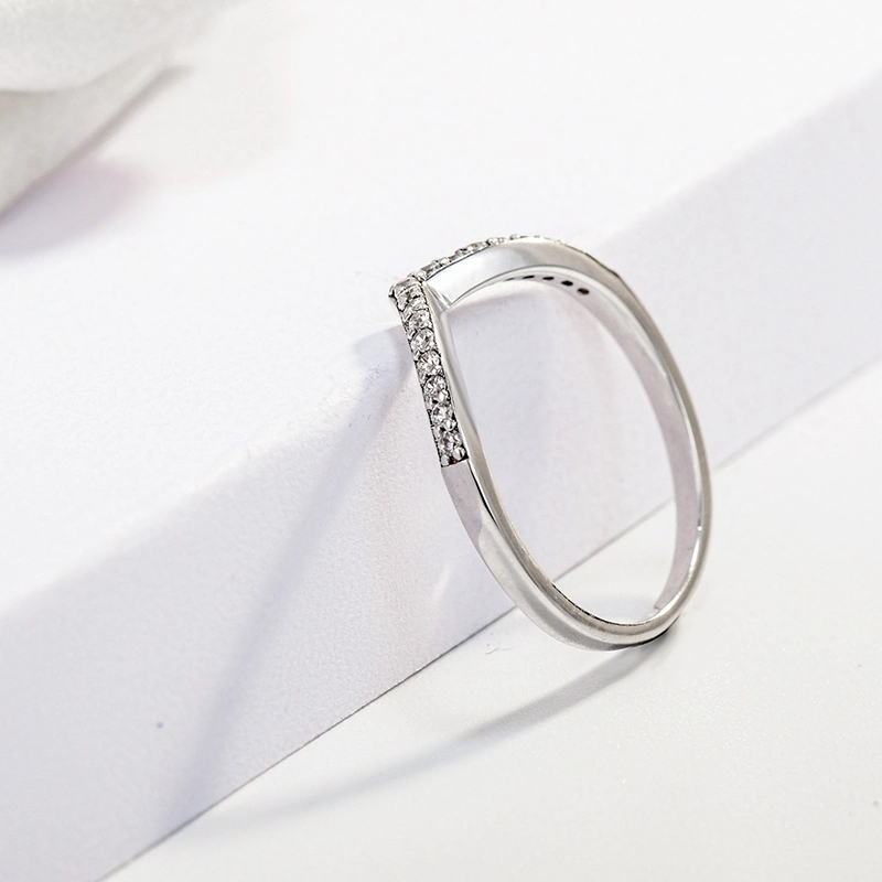 Wholesale Fashion Jewelry High Quality Trendy V Shape Silver Ring Casual