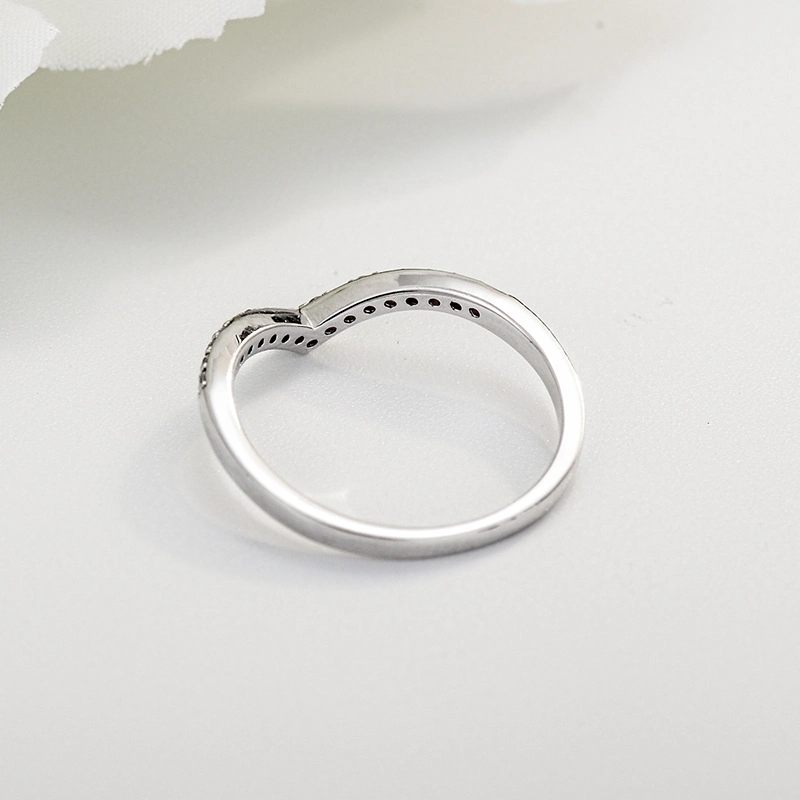Wholesale Fashion Jewelry High Quality Trendy V Shape Silver Ring Casual